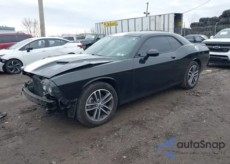 2019 Dodge Challenger Sxt Awd from USA, damaged, VIN 2C3CDZGG2KH675487